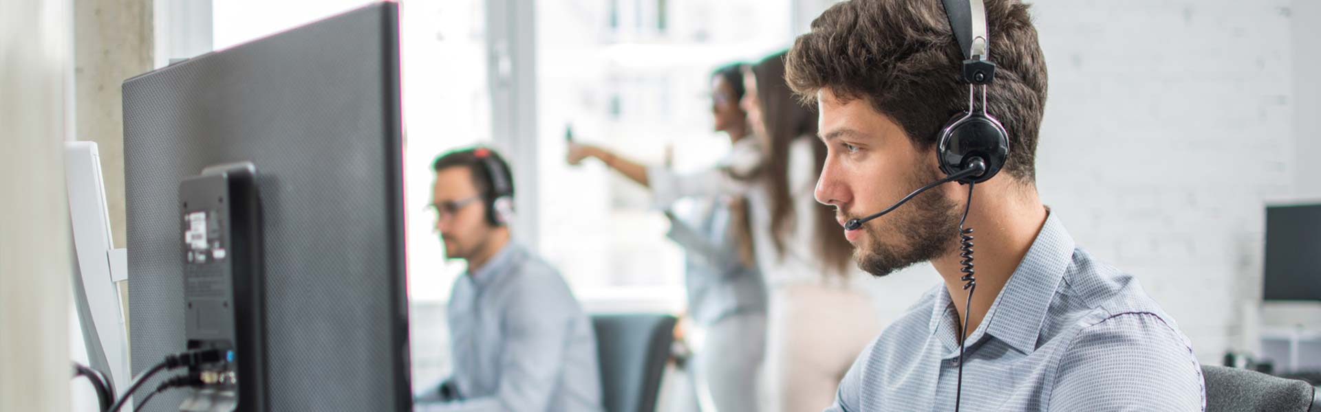 Programy lojalnościowe: infolinia